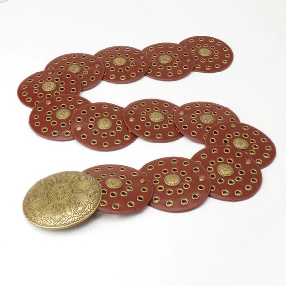 Women's Vintage Western Cowboy
Belt - Picture 3 of 3